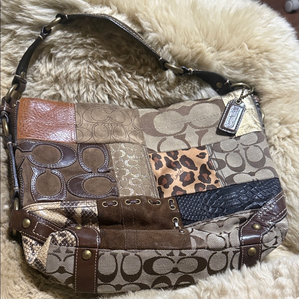 Vintage Y2K Coach Patchwork Carly Hobo Shoulder Bag (Style No. 11496)